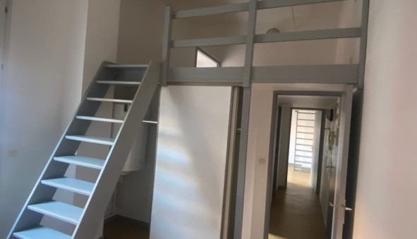 Logement tudiant Location T2 Vide Amiens (80090)