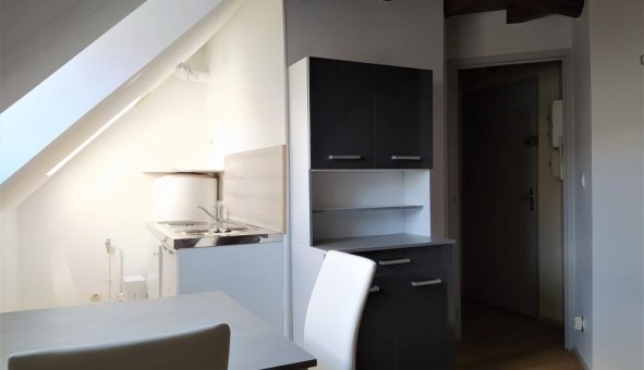 Logement tudiant Location T2 Vide Amiens (80090)