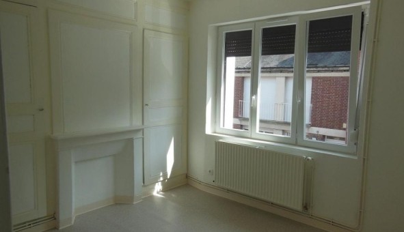 Logement tudiant Location T2 Vide Amiens (80090)
