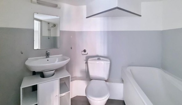 Logement �tudiant T2 &agrave; Andelarre (70000)