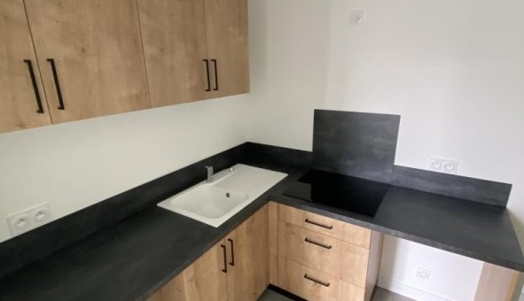 Logement tudiant Location T2 Vide Angers (49000)