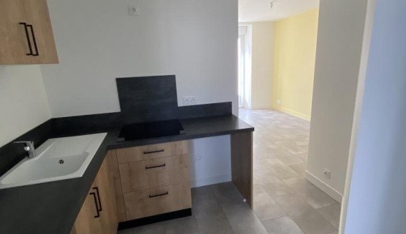 Logement tudiant Location T2 Vide Angers (49000)
