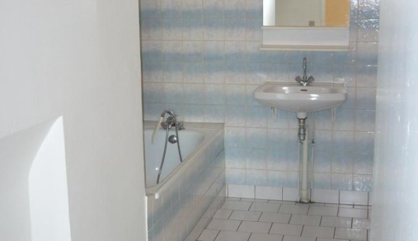 Logement tudiant Location T2 Vide Angers (49000)