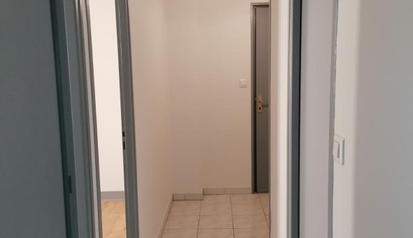 Logement tudiant T2 à Angoulme (16000)