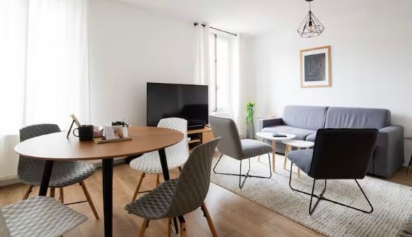 Logement tudiant T2 à Annecy (74000)