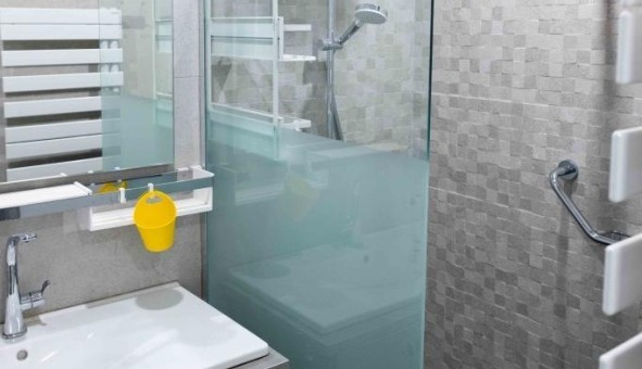 Logement tudiant T2 à Annecy (74000)