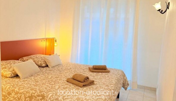 Logement tudiant T2 à Antibes (06160)