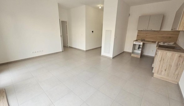 Logement tudiant T2 à Antibes (06160)