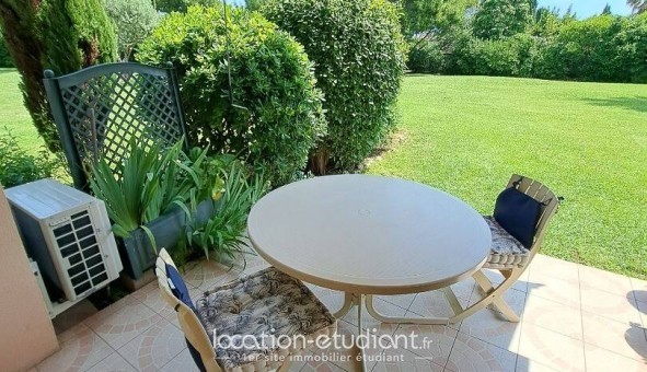 Logement tudiant T2 à Antibes (06160)