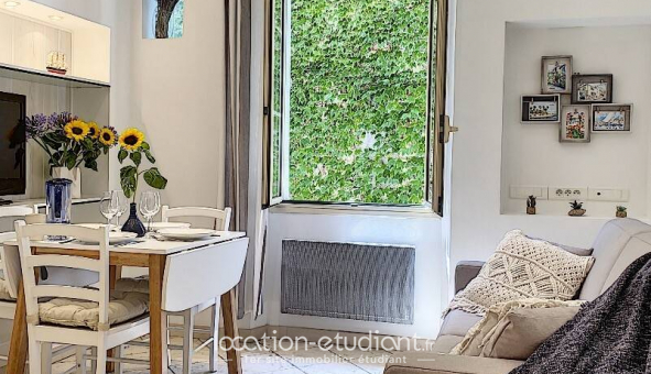 Logement tudiant T2 à Antibes (06160)