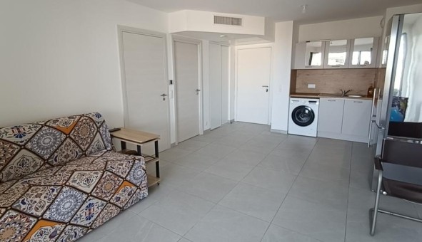 Logement tudiant T2 à Antibes (06160)