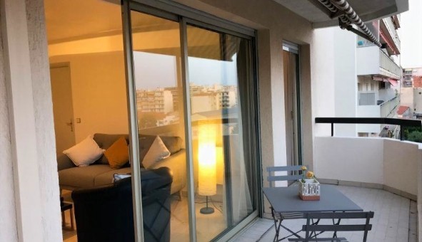 Logement tudiant T2 à Antibes (06160)