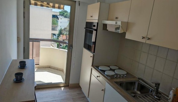 Logement tudiant T2 à Antibes (06160)