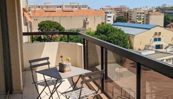 Logement tudiant T2 à Antibes (06160)