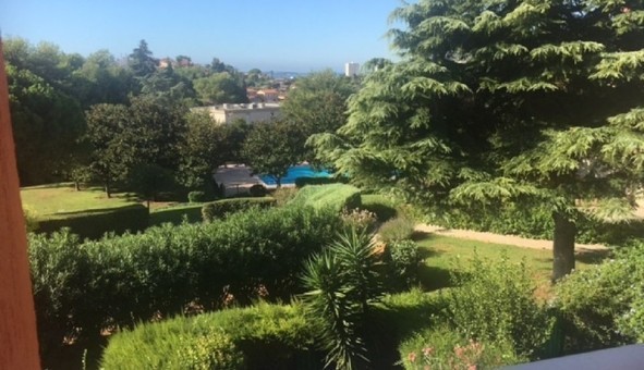 Logement �tudiant T2 &agrave; Antibes (06160)