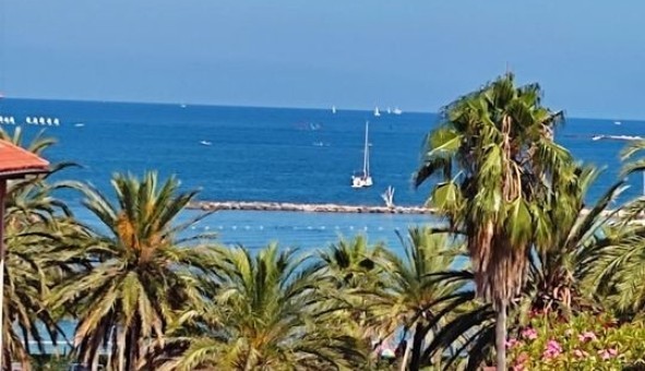 Logement �tudiant T2 &agrave; Antibes (06160)