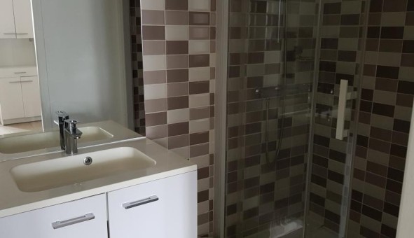 Logement tudiant T2 à Anzme (23000)