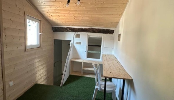 Logement tudiant T2 à Apt (84400)