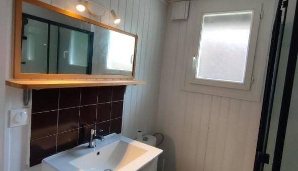 Logement tudiant T2 à Ars (33740)