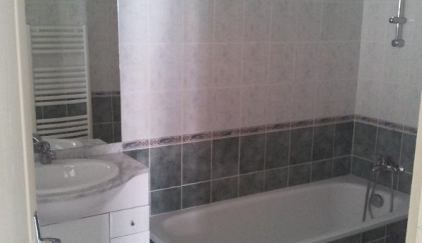 Logement tudiant T2 à Arles (13200)