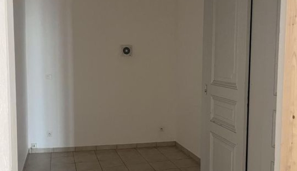 Logement �tudiant T2 &agrave; Arles (13200)
