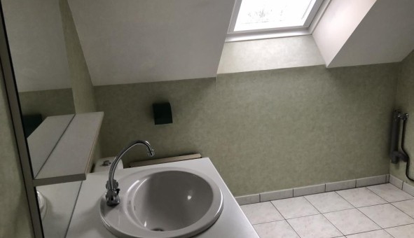 Logement �tudiant T2 &agrave; Aron (53440)