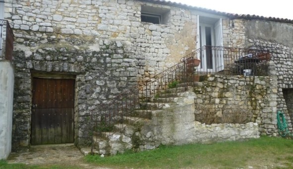 Logement �tudiant T2 &agrave; Artigues (83560)