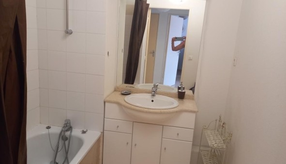Logement tudiant T2 à Arveyres (33500)