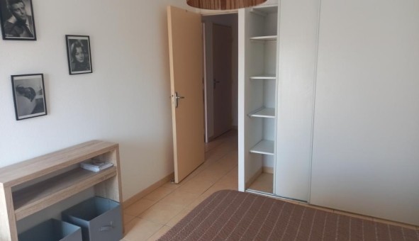 Logement tudiant T2 à Arveyres (33500)