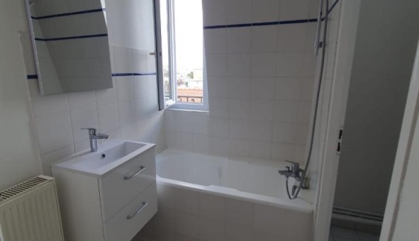 Logement tudiant T2 à Asnires sur Seine (92600)