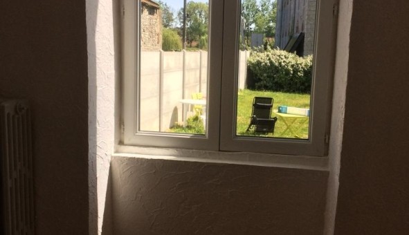 Logement �tudiant T2 &agrave; Asni�res sur V�gre (72430)