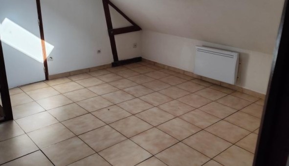 Logement tudiant T2 à Aubepierre Ozouer le Repos (77720)
