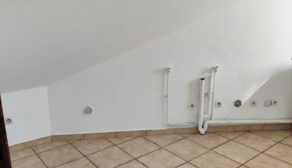 Logement tudiant T2 à Aubepierre Ozouer le Repos (77720)