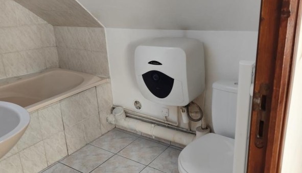 Logement tudiant T2 à Aubepierre Ozouer le Repos (77720)