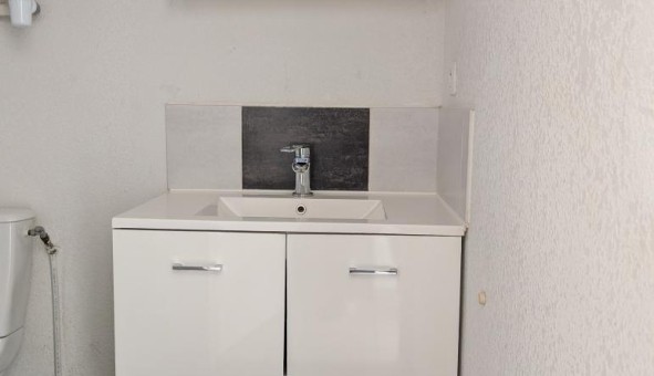 Logement tudiant T2 à Aubire (63170)