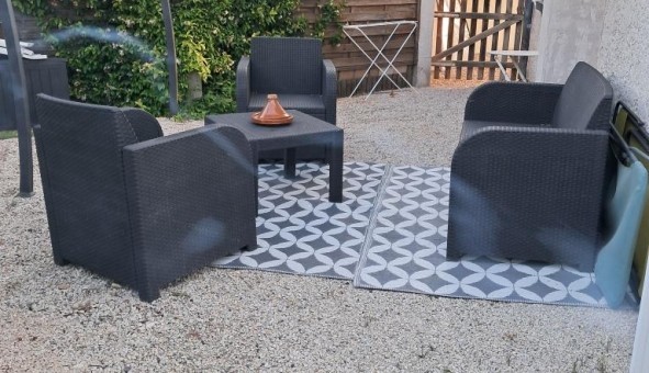 Logement étudiant Location T2 Vide Aubignan (84810)