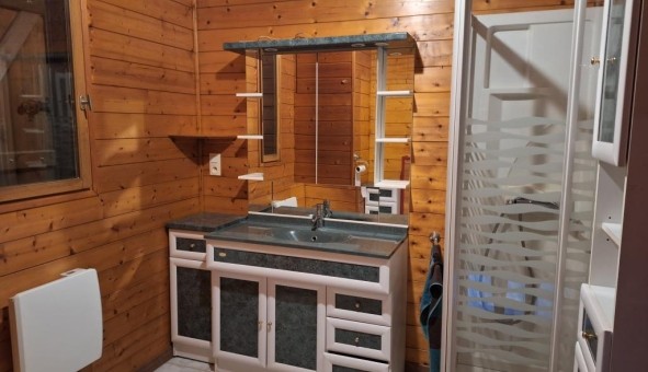 Logement �tudiant T2 &agrave; Aubigny les Poth�es (08150)