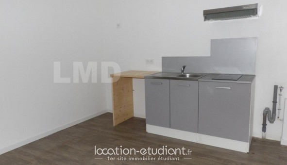 Logement tudiant Location T2 Vide Aubin (12110)