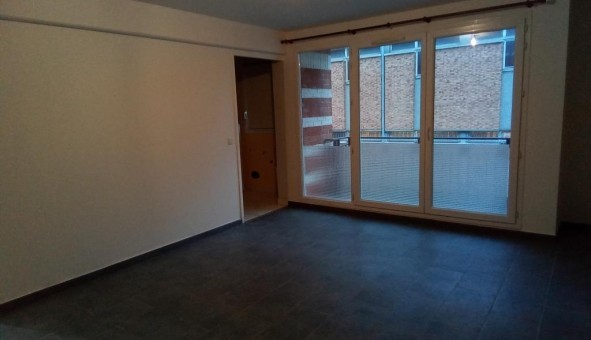 Logement étudiant Location T2 Vide Aulnoy lez Valenciennes (59300)