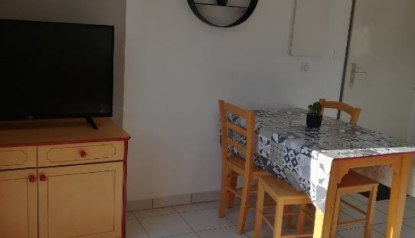 Logement tudiant T2 à Aurelle Verlac (12130)