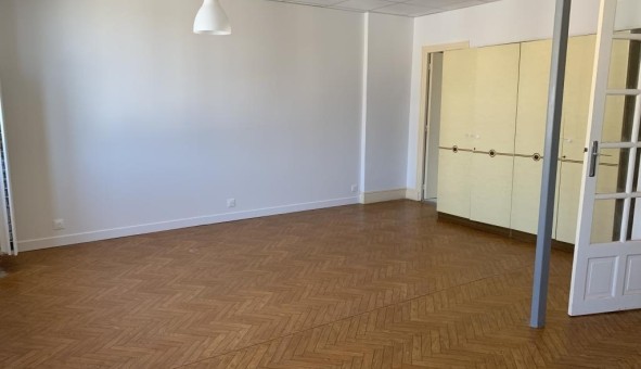 Logement tudiant T2 à Aurillac (15000)