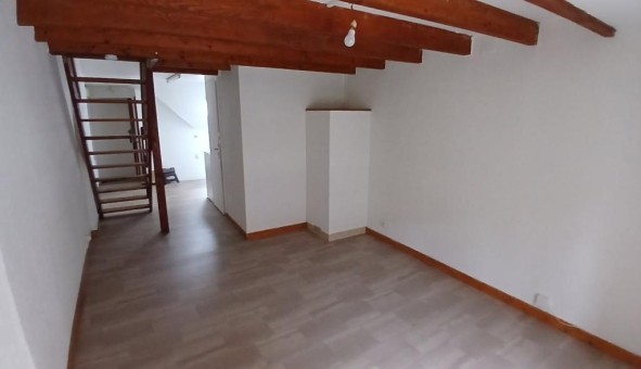 Logement tudiant T2 à Authume (39100)
