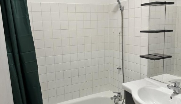 Logement tudiant T2 à Avermes (03000)