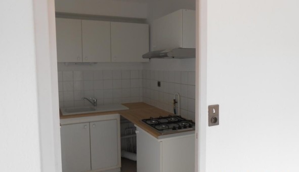 Logement tudiant Location T2 Vide Avignon (84000)