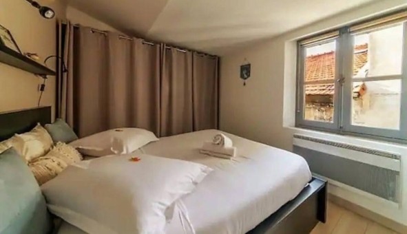 Logement étudiant Location T2 Vide Avignon (84000)
