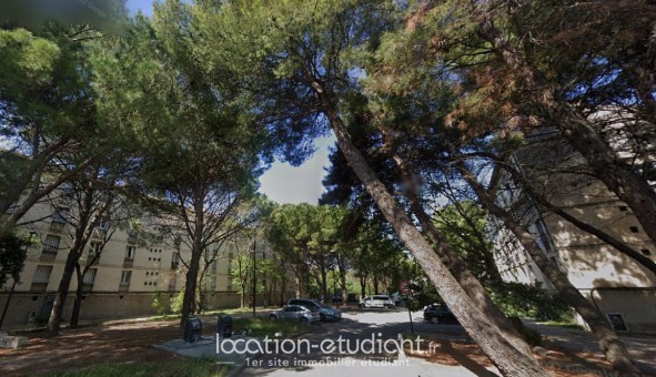 Logement tudiant Location T2 Vide Avignon (84000)