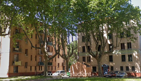 Logement tudiant Location T2 Vide Avignon (84000)