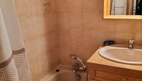 Logement tudiant T2 à Ayse (74130)