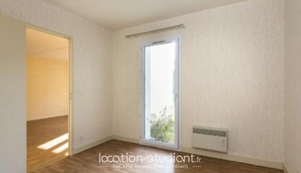Logement tudiant Location T2 Vide Azay le Ferron (36290)