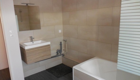 Logement tudiant T2 à Baccarat (54120)